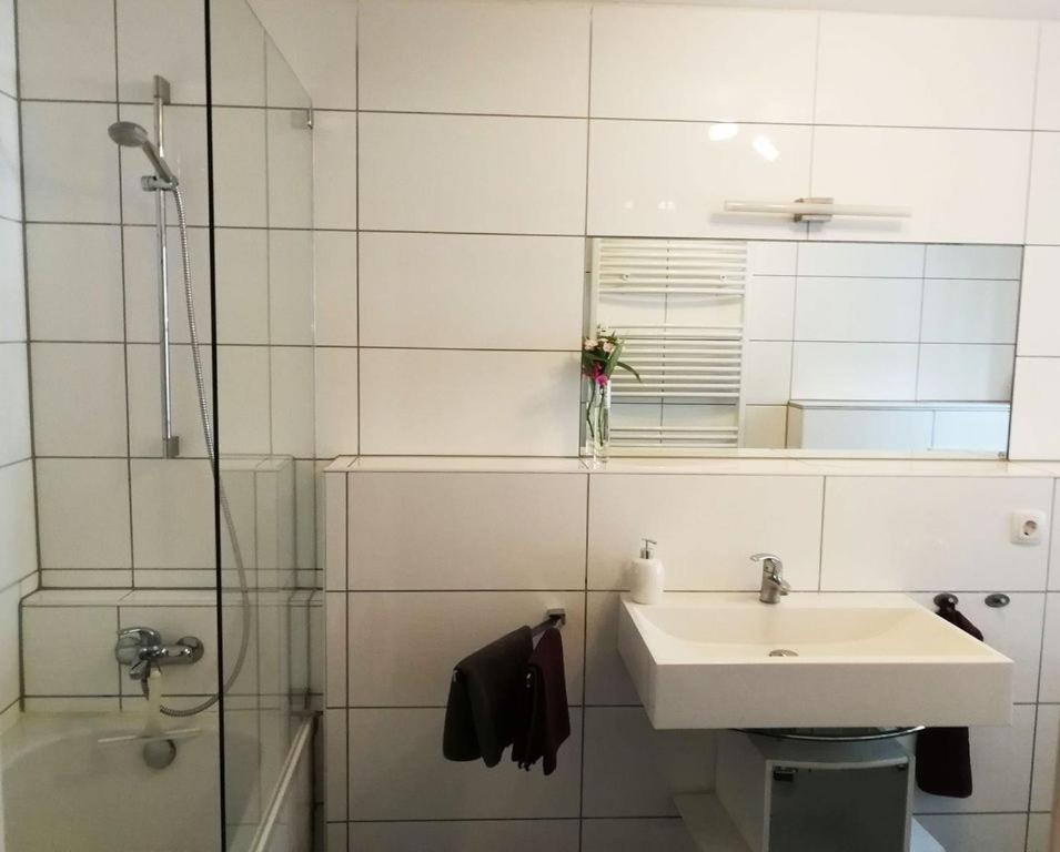 Halbe Treppe room 6